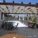 Zannis Hotel
