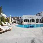 Zannis Hotel