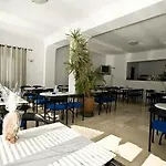 Zannis Hotel