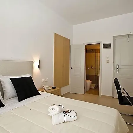 Zannis Hotel 3*