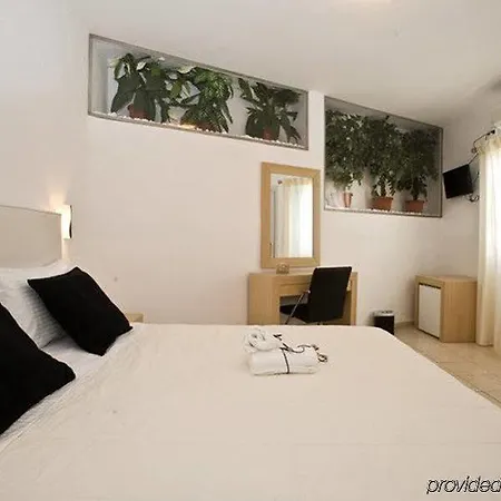 Hotel Zannis