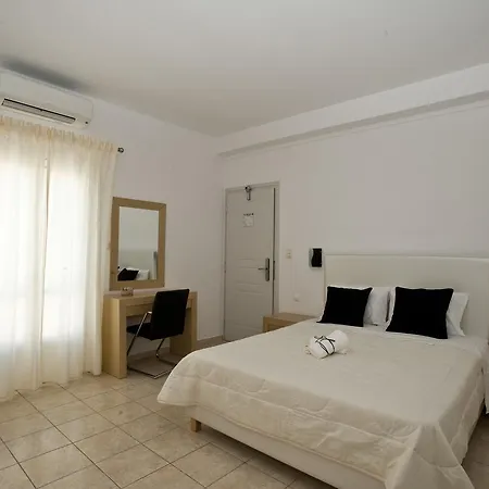 Zannis 3* Mykonos Town