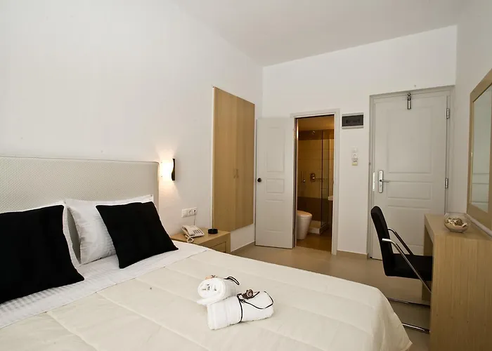 Zannis Otel 3*