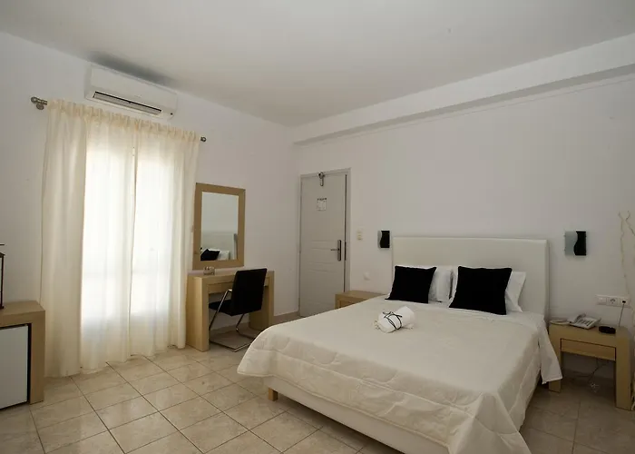 Zannis 3* Mykonos Town